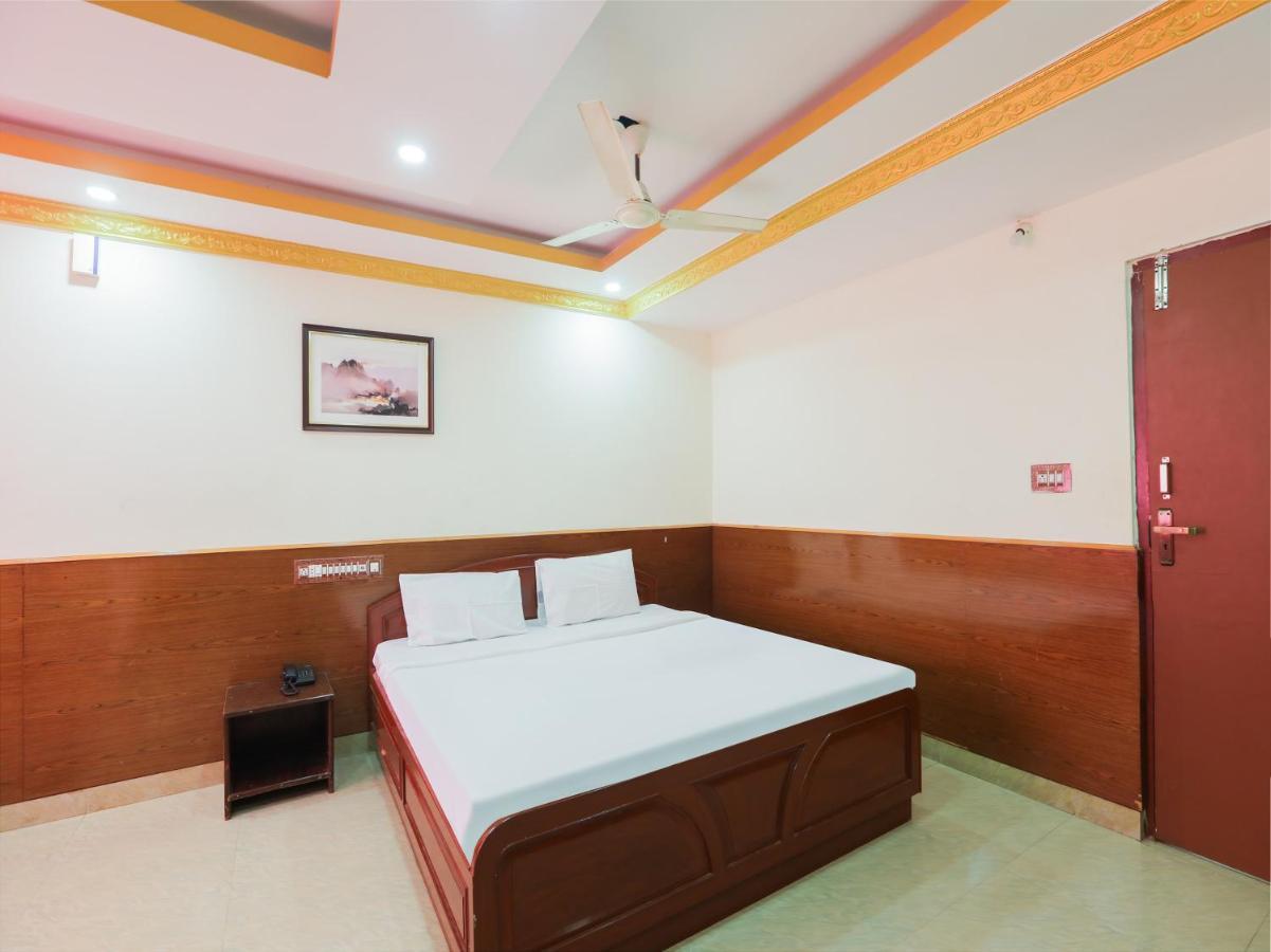Capital O 84002 Hotel Top In Town President Kushālnagar Εξωτερικό φωτογραφία