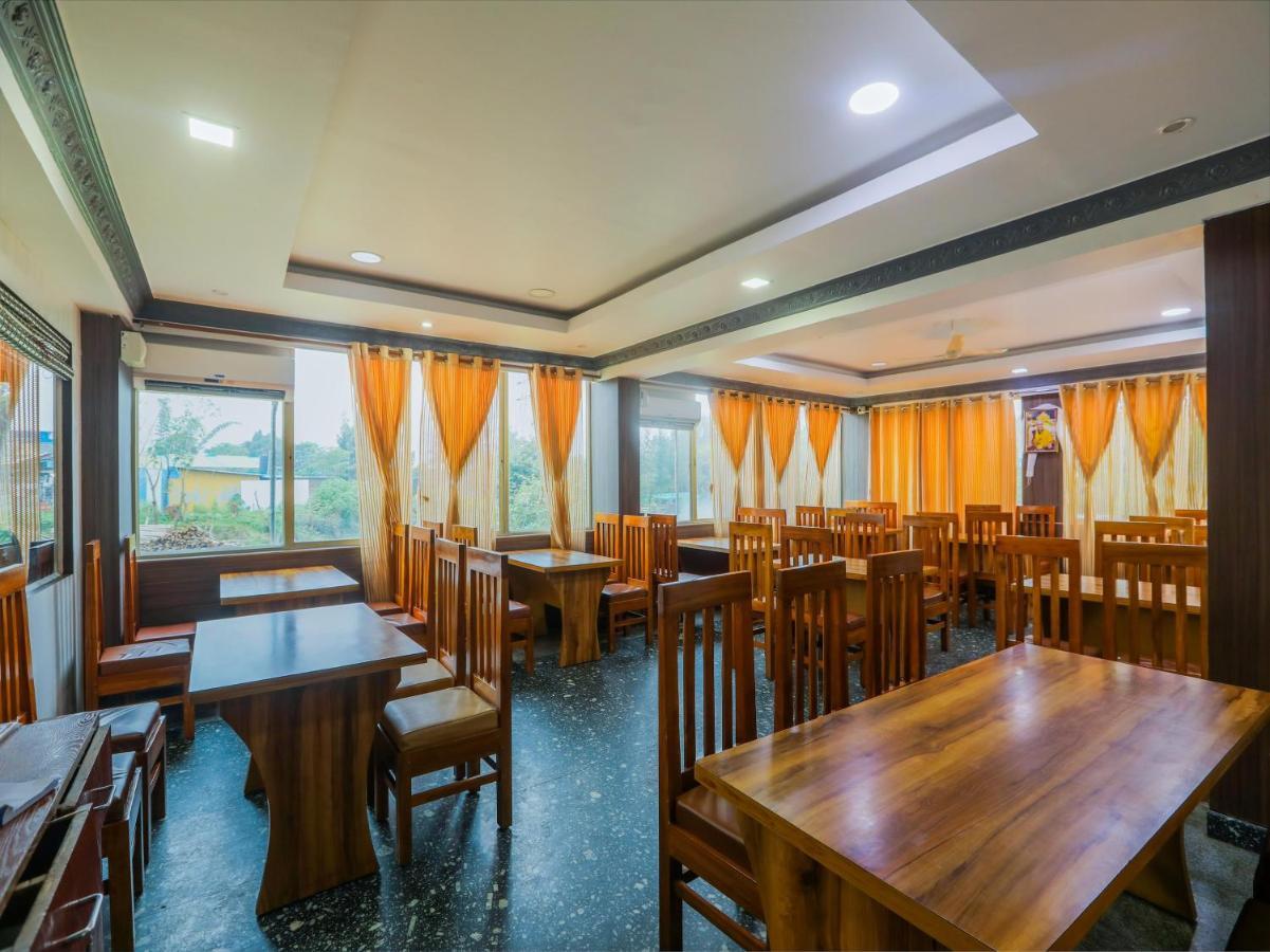 Capital O 84002 Hotel Top In Town President Kushālnagar Εξωτερικό φωτογραφία